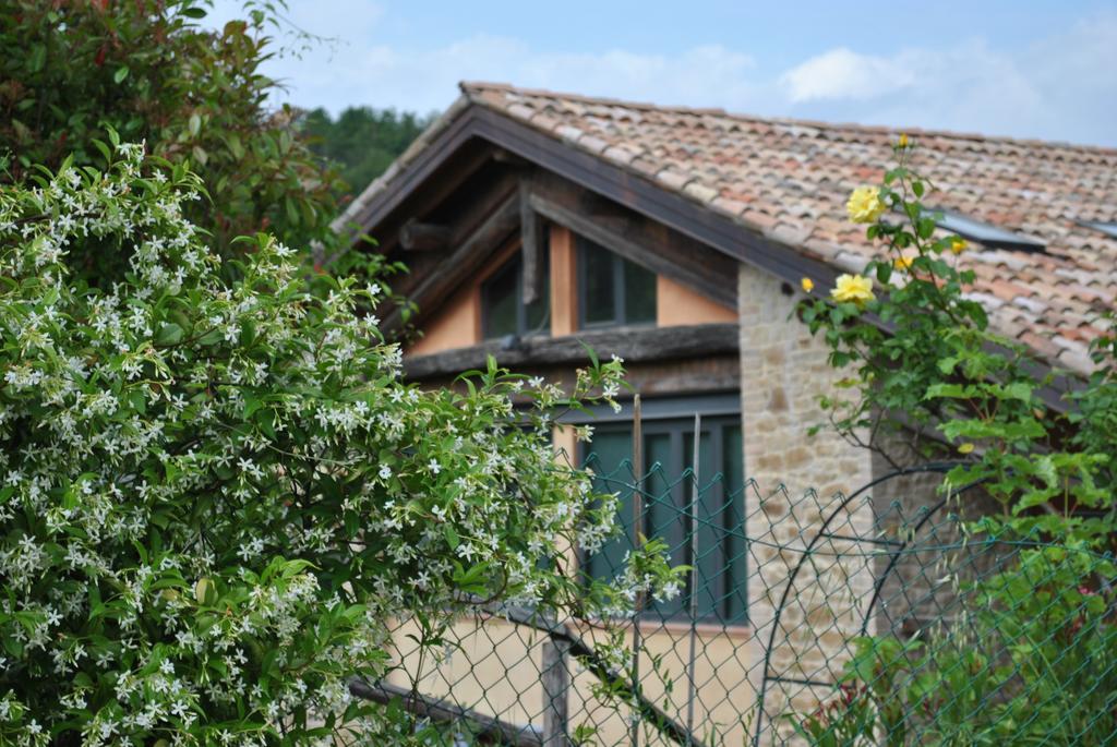 Agriturismo Petrarosa Neviano degli Arduini Exterior foto